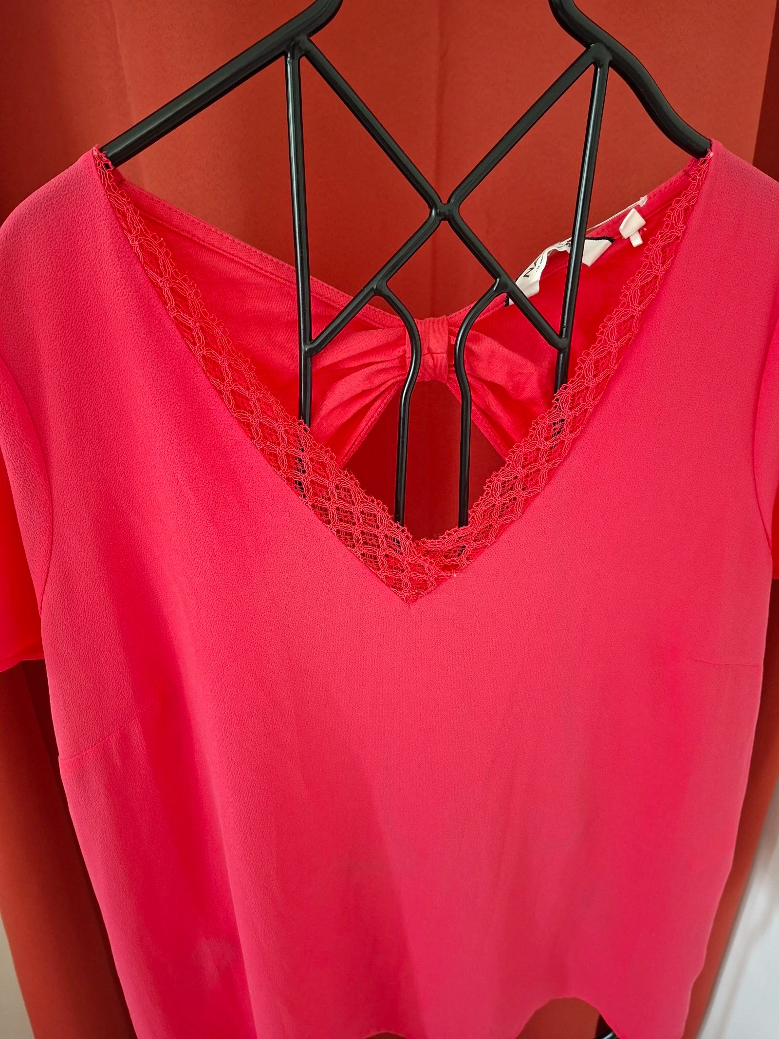 Tee shirt bien matière fushia naf naf taille L